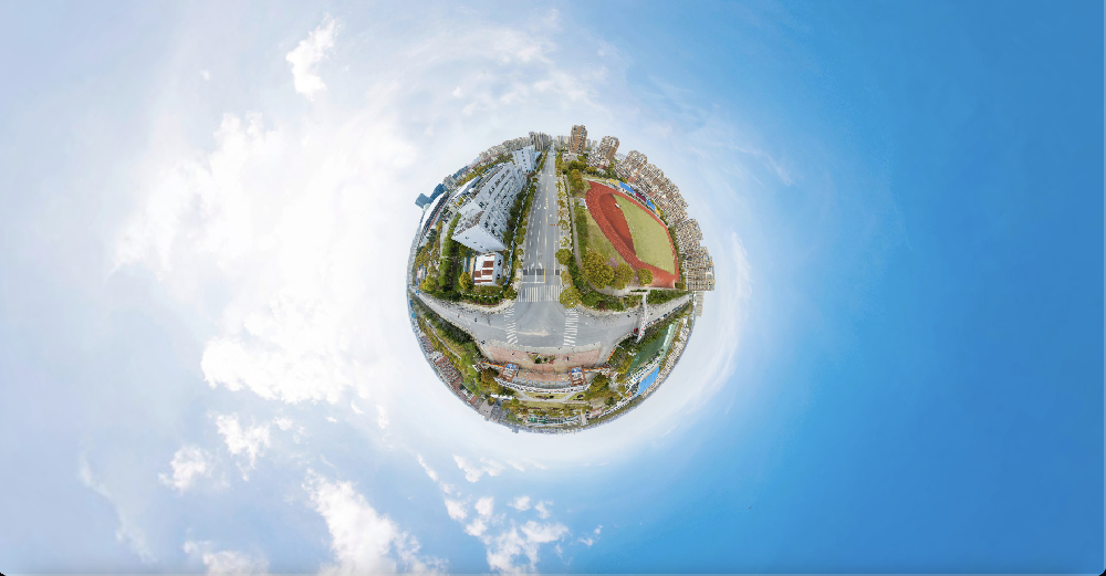 【學(xué)?！吭朴文现蠽R漫游